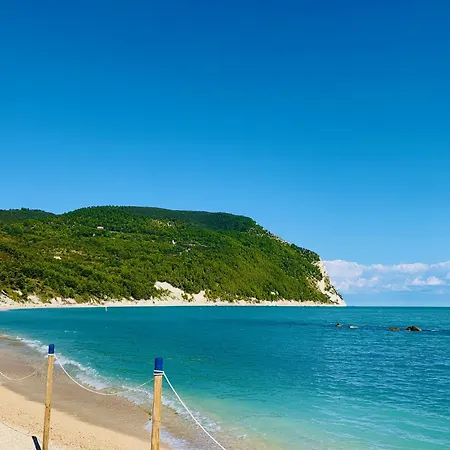 Casa Ancarano Historic Panoramic Position Sea 3km 4-8pers Casa de Férias Sirolo